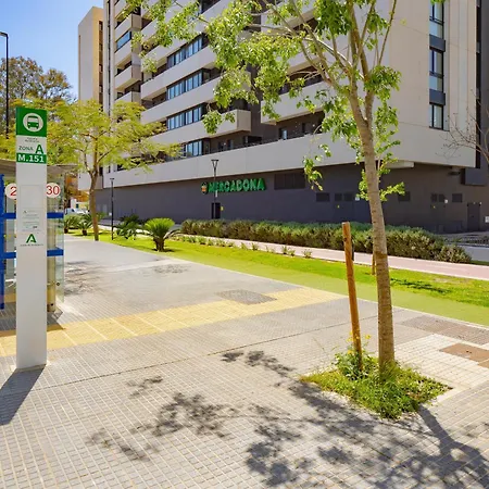 Apartamento Cubo's Luxury Urban Sky 12 Málaga