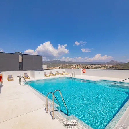 Cubo's Luxury Urban Sky 12