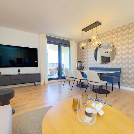 Apartment Cubo's Luxury Urban Sky 12